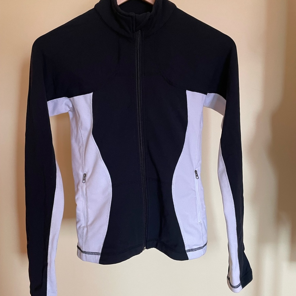 Lululemon jacket, form fitting activewear